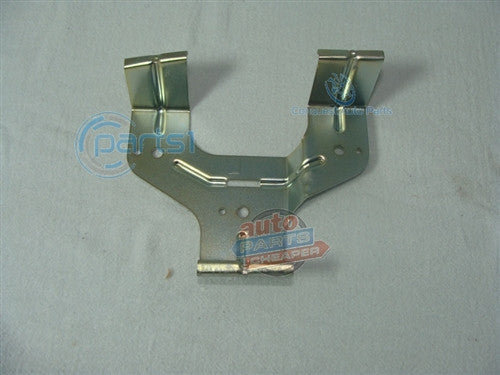 1999-2004 Mitsubishi Montero Sport Reflector Bracket Rear Bumper OEM