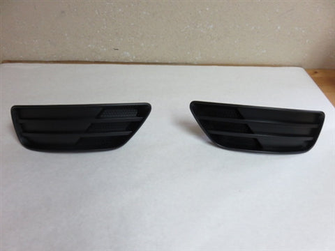 2005-2007 Ford Focus Fog Light Lamp Bumper Hole Cover Genuine