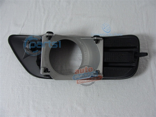 2005-2007 Ford Focus Fog Light Bezel Surround Trim Genuine OEM New